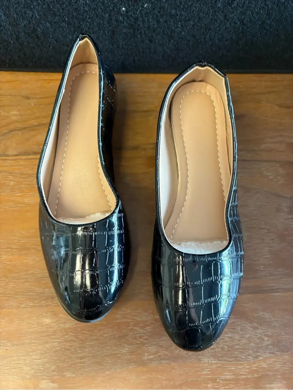 🖤 Women’s Black Croc Embossed Ballet Flats Size 8 NWOT